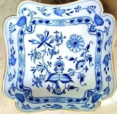 Centro en porcelana de Meissen azul y blanco