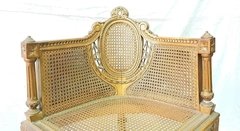 Antigua butaquita rinconera, en madera tallada y dorada de estilo Luis XVI - comprar online