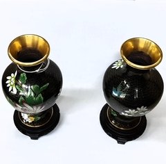 Par de vasos o floreros chinos en esmalte cloisonne - comprar online