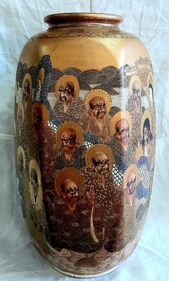 Vaso estilo Satsuma de "mil caras" o Imperial - Capdepont Antiques