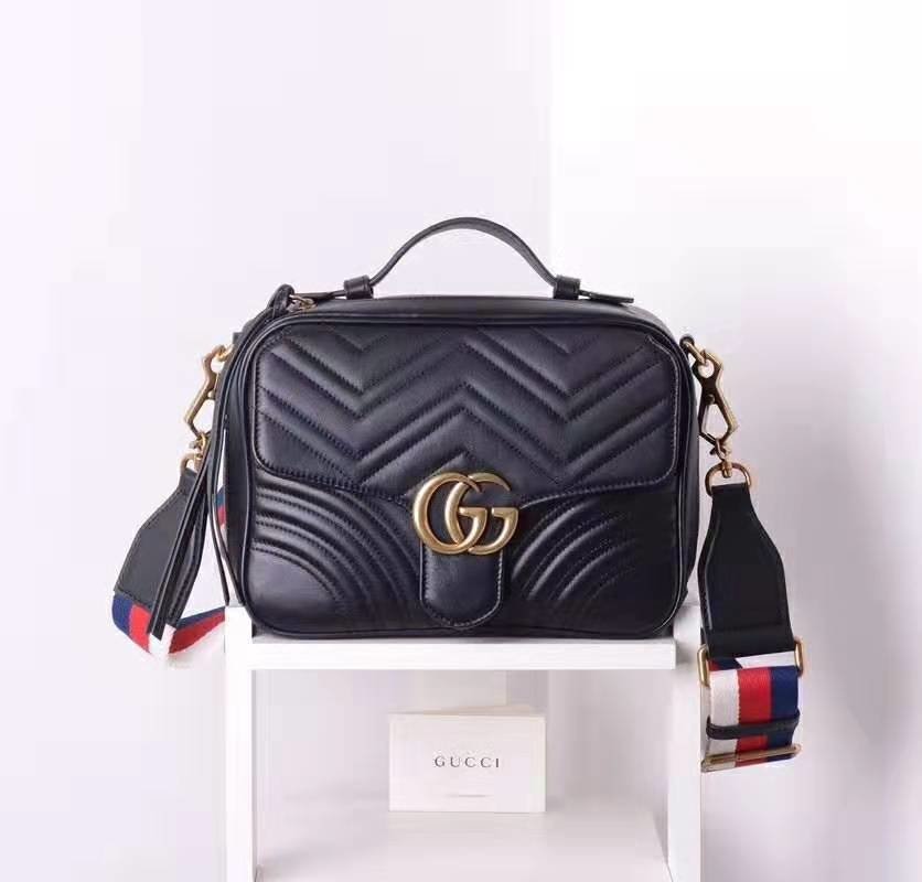 Bolsa Gucci GG Marmont Original Matelasse Minibag de Couro Preto