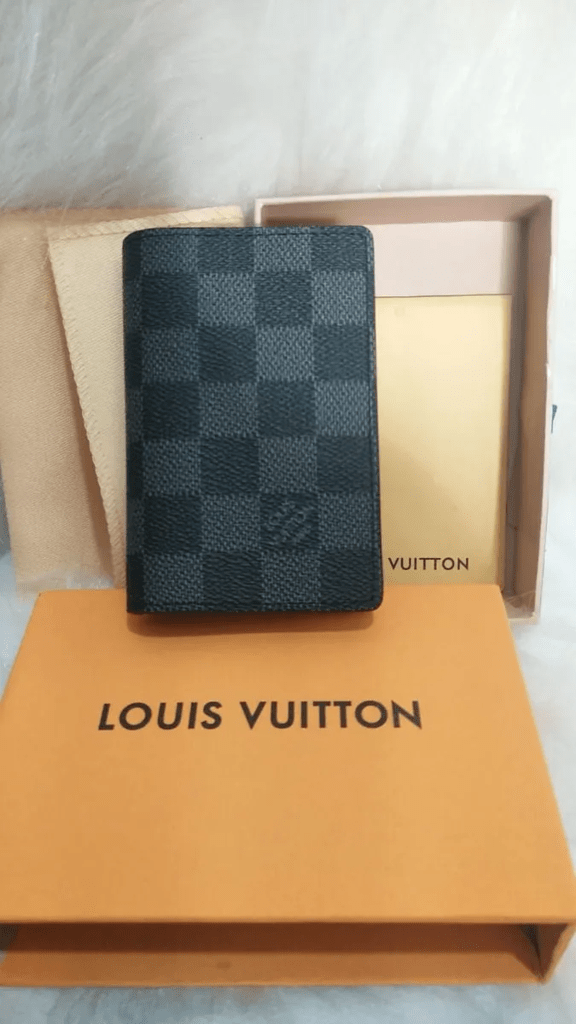 Carteira Louis Vuitton monograma