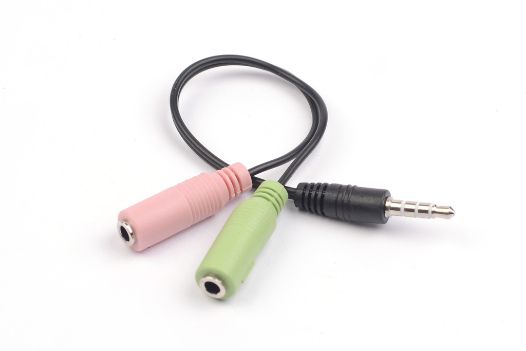 Cable De Audio Auxiliar Con Microfono Miniplug 3.5 M A Miniplug 3.5 M 1Mts  Para Auricular