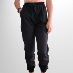 Calça jogger preta na internet