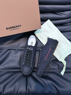 Tênis Burberry - comprar online