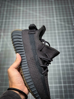 Adidas Yeezy v2 - comprar online