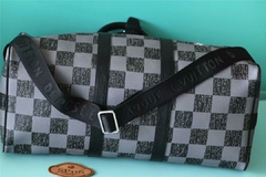 Mochila Louis Vuitton na internet