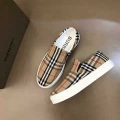 Tênis Burberry