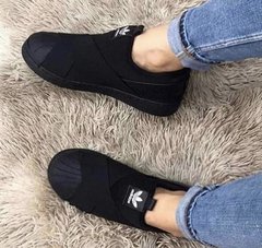 Adidas slip on