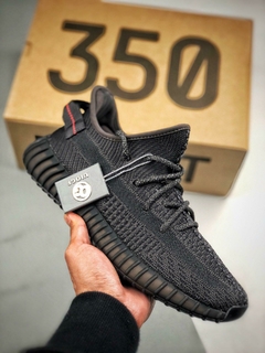 Adidas Yeezy v2 na internet