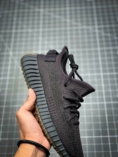 Adidas Yeezy v2 Refletivo - NL Outlet