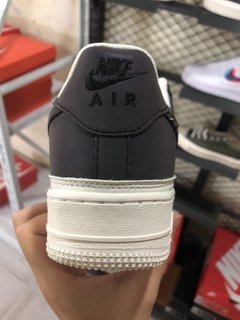 Air Force 1 na internet