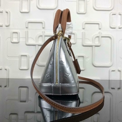 Bolsa Louis Vuitton - comprar online