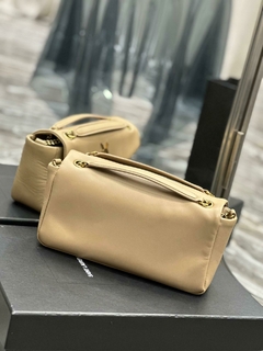 Bolsa Yves Saint Laurent na internet