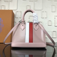 Bolsa Louis Vuitton na internet