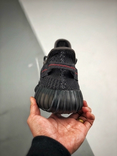 Adidas Yeezy v2 - comprar online