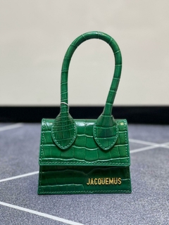 Bolsa Jacquemus na internet