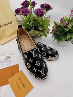 Sapatilha Louis Vuitton - comprar online