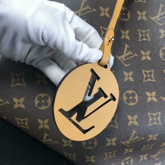 Bolsa Louis Vuitton na internet