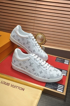 Tênis Louis Vuitton - loja online