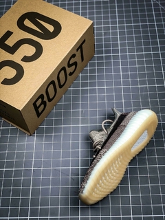 Adidas Yeezy v2 - NL Outlet