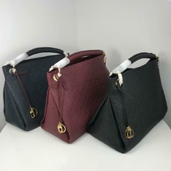 Bolsa Louis Vuitton - comprar online