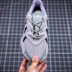 Adidas ozweego na internet