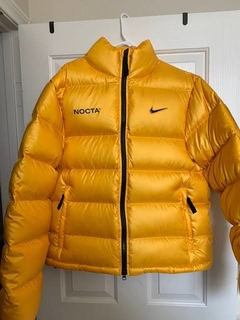 Jaqueta store nike laranja