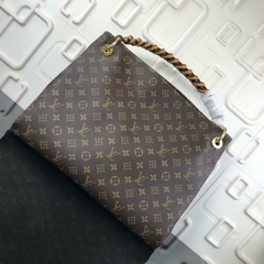 Bolsa Louis Vuitton na internet