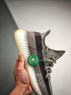 Adidas Yeezy v2