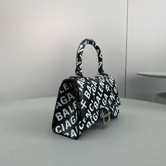 Bolsa Balenciaga na internet