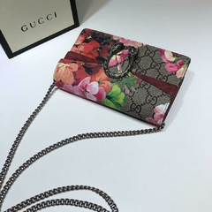 Bolsa Gucci dionysus na internet