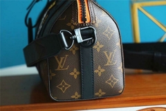 Mochila Louis Vuitton na internet