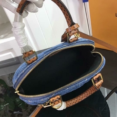 Bolsa Louis Vuitton na internet