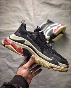 Balenciaga triple S