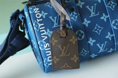 Mochila Louis Vuitton na internet