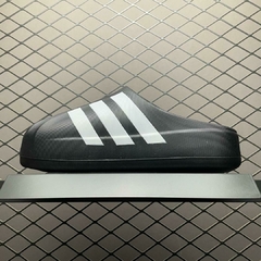 Adidas Superstar na internet