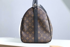 Mochila Louis Vuitton na internet