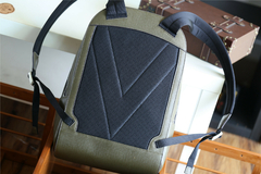 Mochila Louis Vuitton na internet