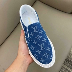 Tênis Louis Vuitton na internet