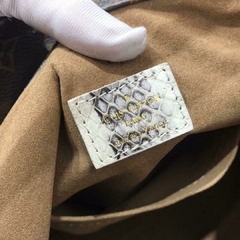 Bolsa Louis Vuitton na internet