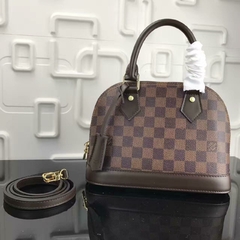 Bolsa Louis Vuitton na internet