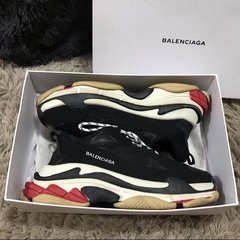 Balenciaga triple S - comprar online