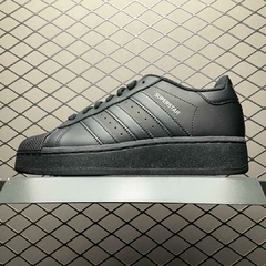 Imagem do adidas Superstar