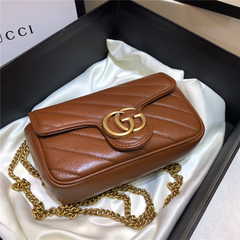 Bolsa Gucci Marmont mini