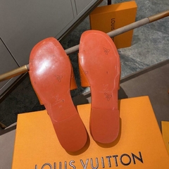 Rasteira Louis Vuitton - comprar online