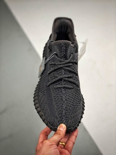 Adidas Yeezy v2 - comprar online