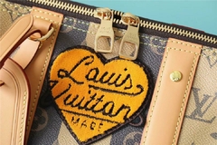 Mochila Louis Vuitton na internet