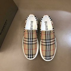 Tênis Burberry - loja online