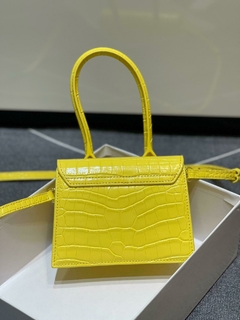 Bolsa Jacquemus na internet